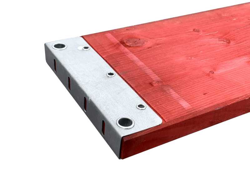 pomost drewniany okuty do rusztowania elewacyjnego rux