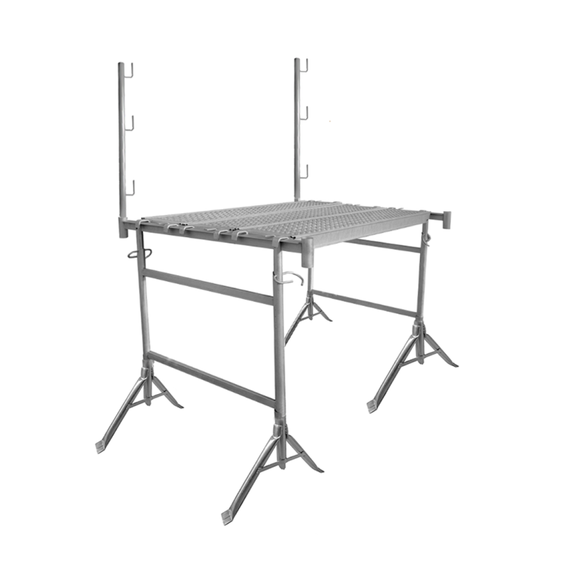 Kozły budowlane z podestami i słupkami